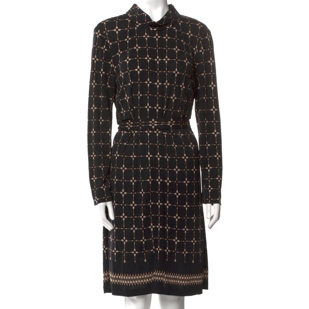 Classic Long-Sleeve Black & Tan Patterned Dress